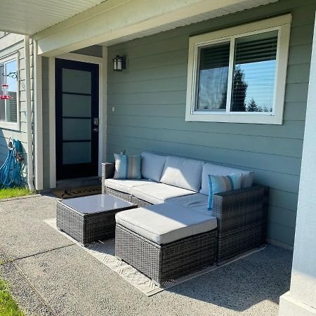 Cozy Lakeview Suite Victoria Exterior photo